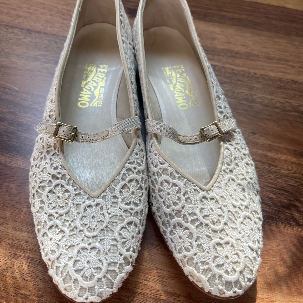 Salvatore Ferragamo Cream Lace flat Mary Jane